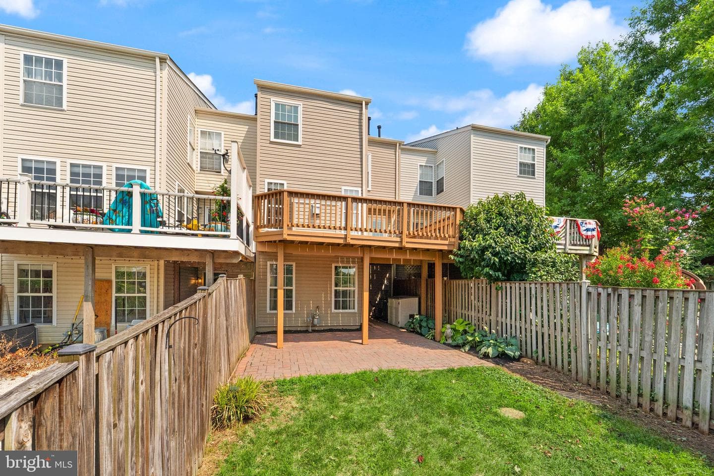 203 Shirley Square SE photo 60