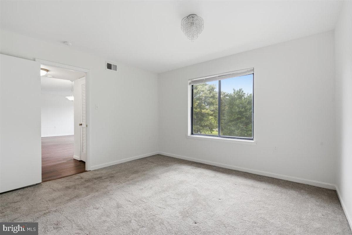 125 Clubhouse Drive SW #8 photo 13