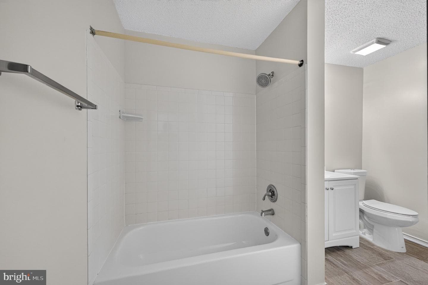 21029 Timber Ridge Terrace #302 photo 21