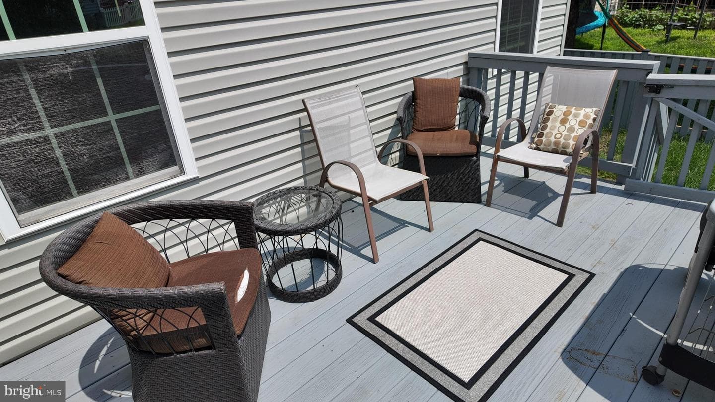 91 Eisentown Drive photo 10
