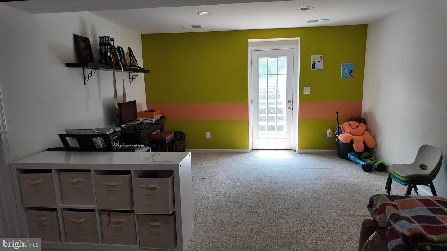 91 Eisentown Drive photo 28