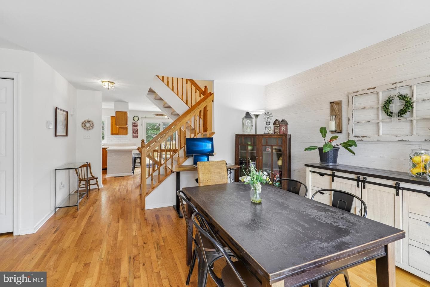 22076 Manning Square photo 11