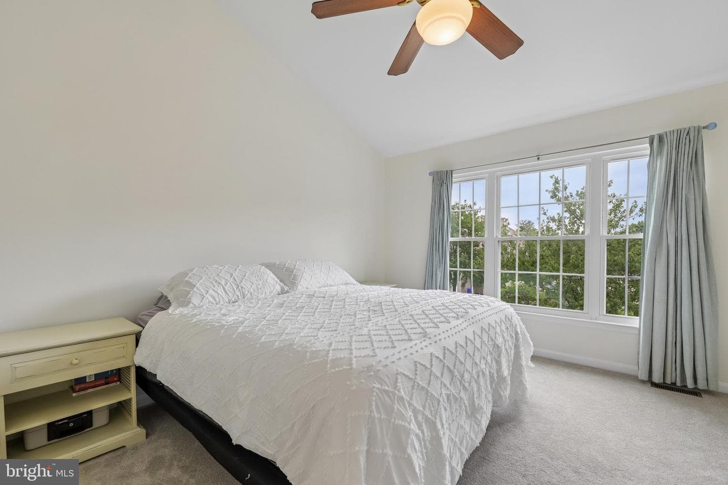 22076 Manning Square photo 4