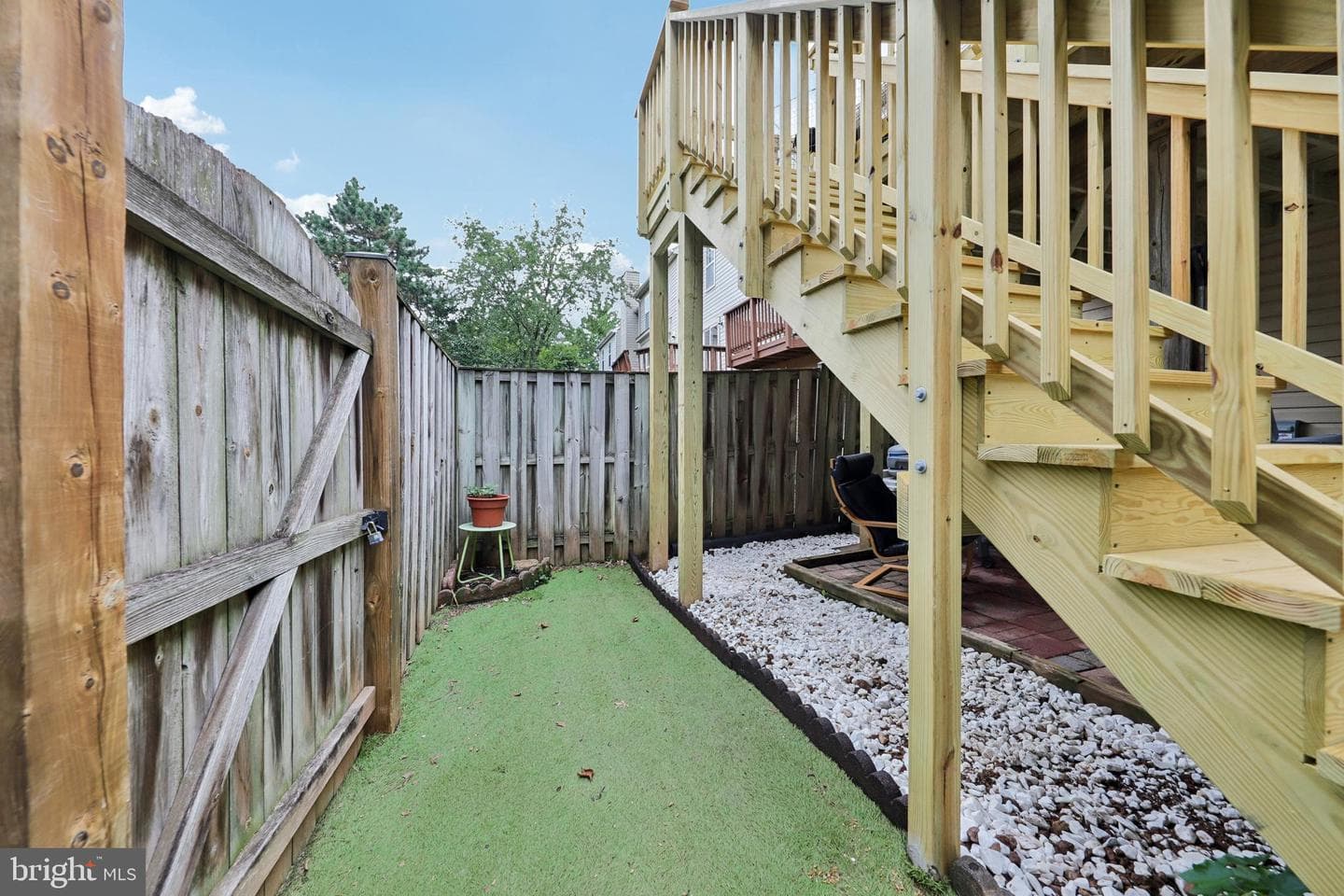 22076 Manning Square photo 48