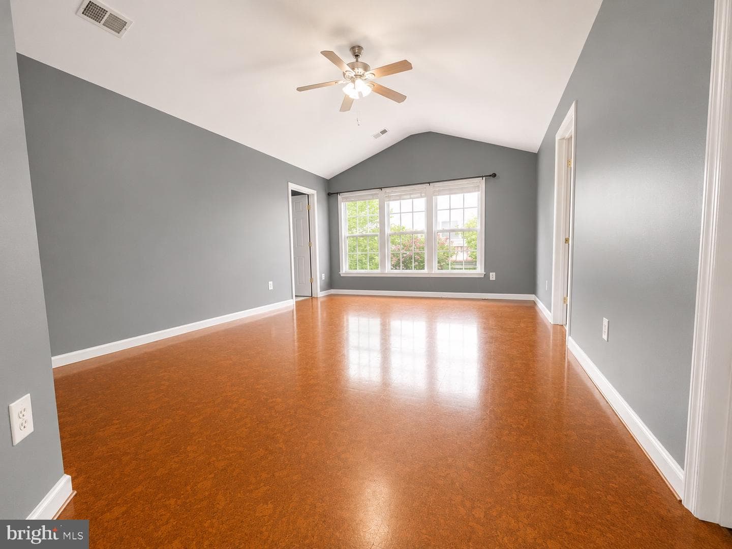 1603 Chickasaw Place NE photo 47