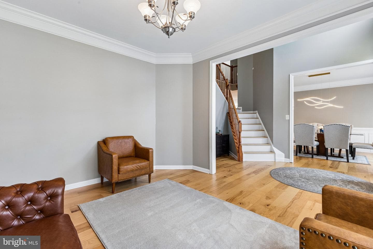 909 Sweet William Court SE photo 4