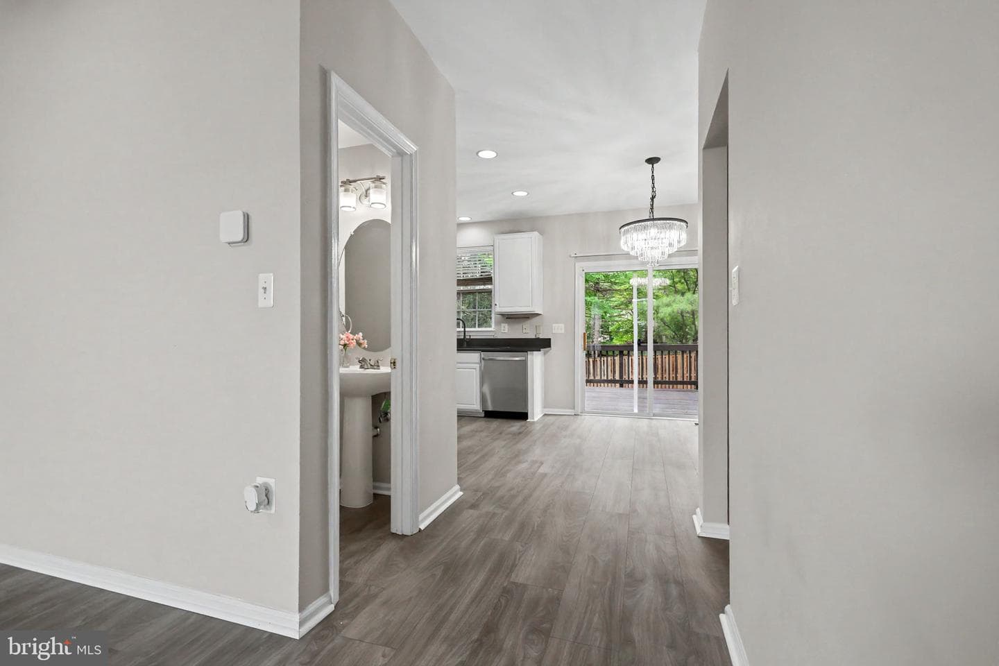 453 Pearlbush Square NE photo 12