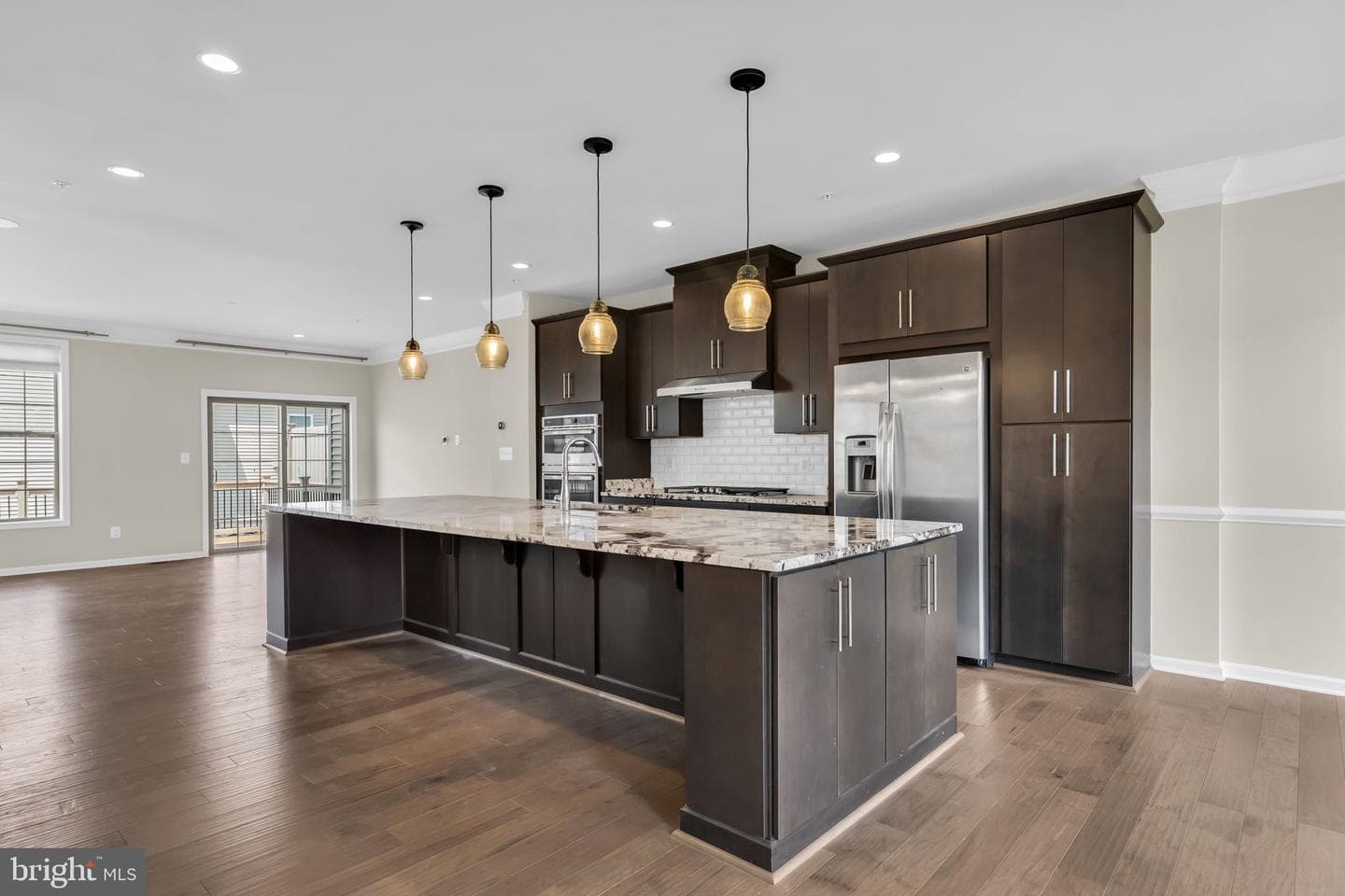 22515 Naugatuck Square photo 6