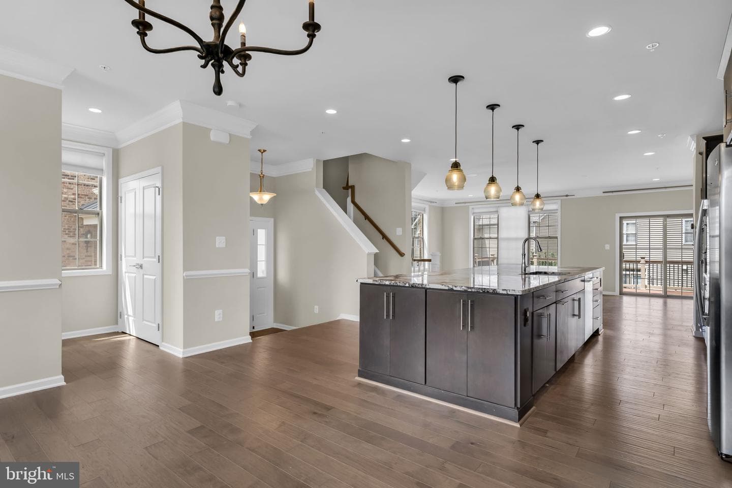 22515 Naugatuck Square photo 9