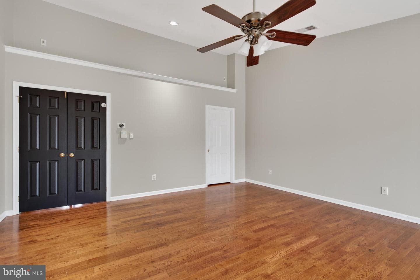 22540 Airmont Woods Terrace photo 23