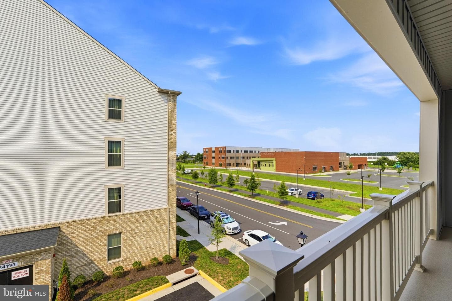 24274 Thurso Square photo 79