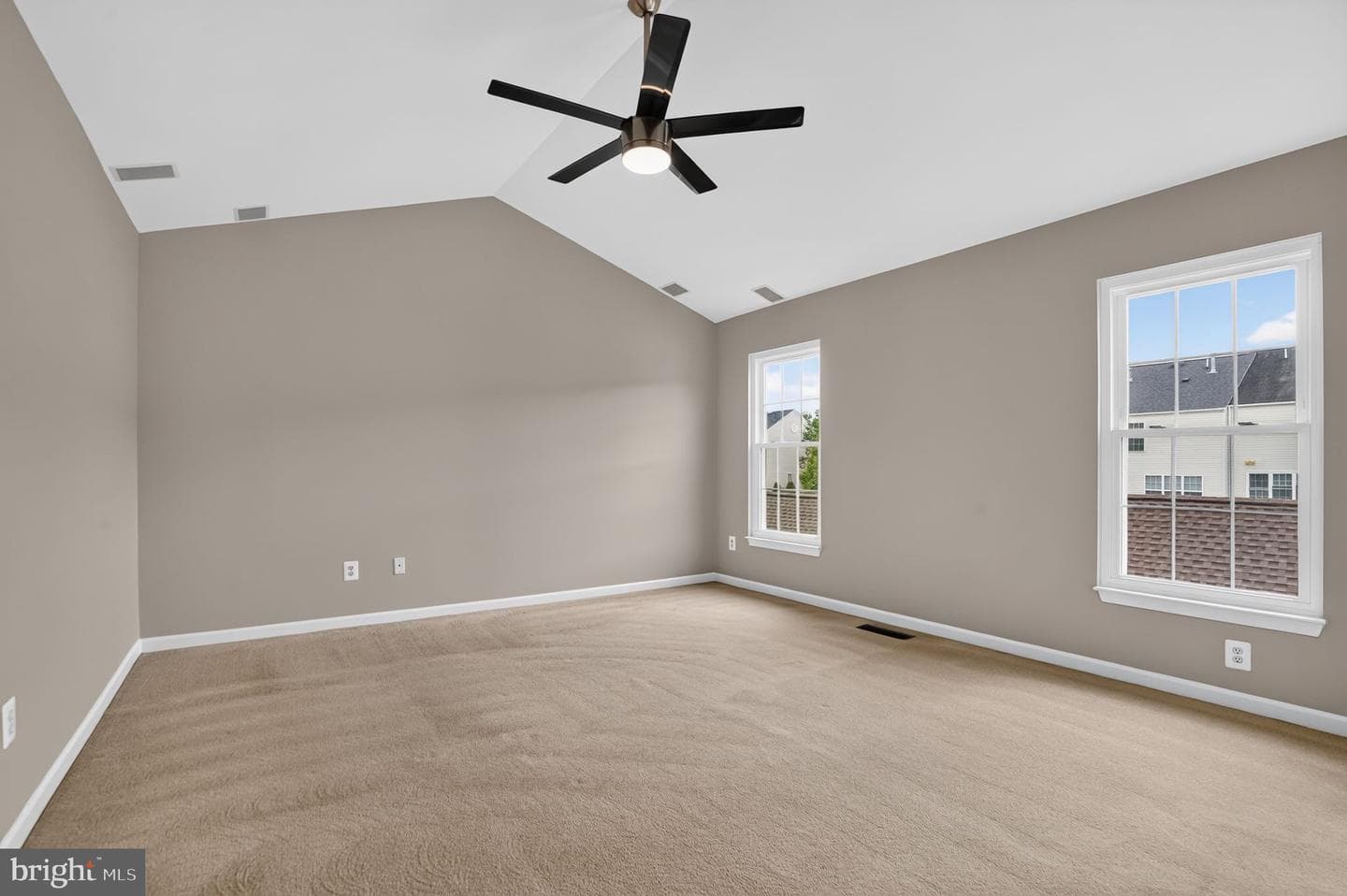 42771 Freedom Street photo 25