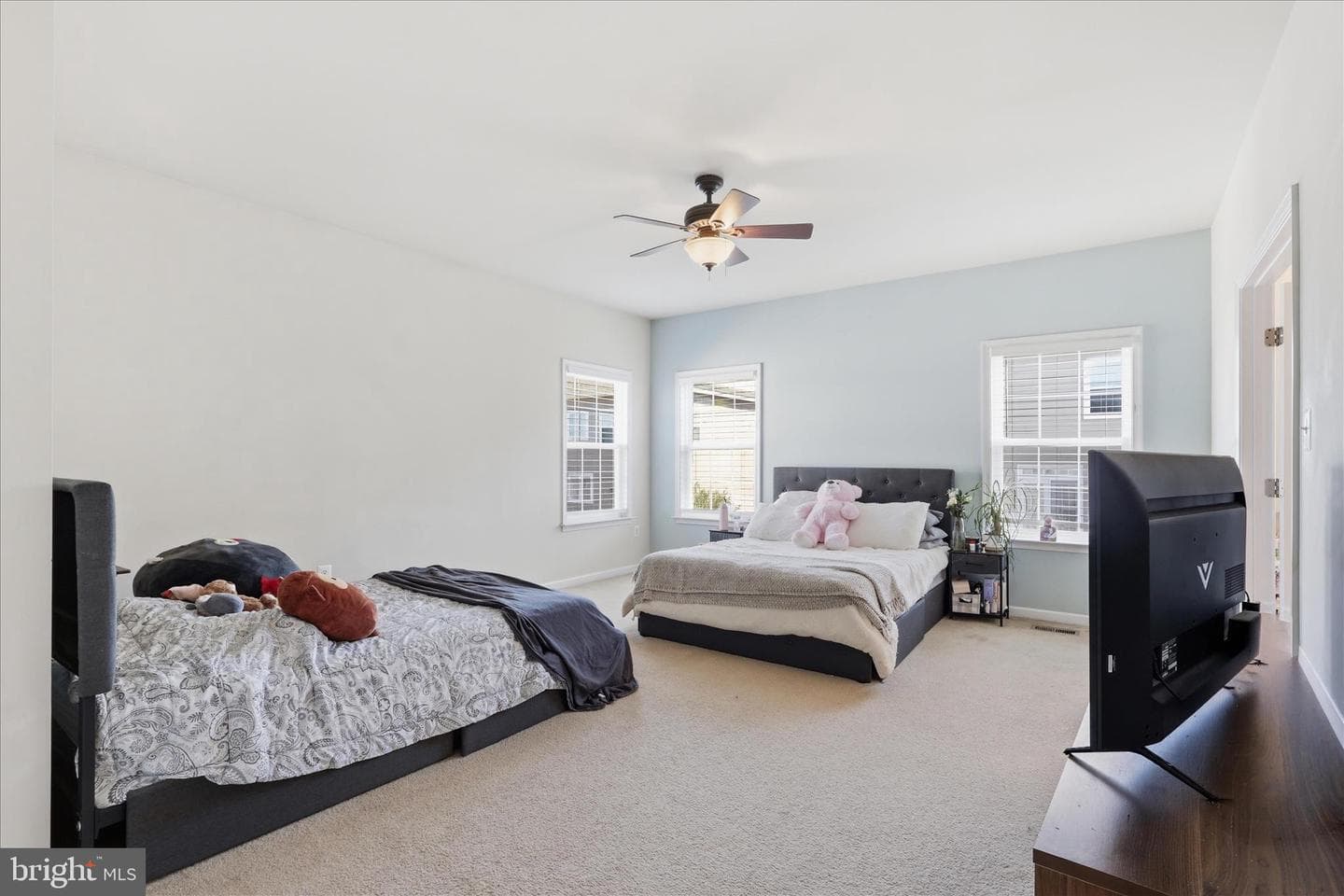 20925 Houseman Terrace photo 23