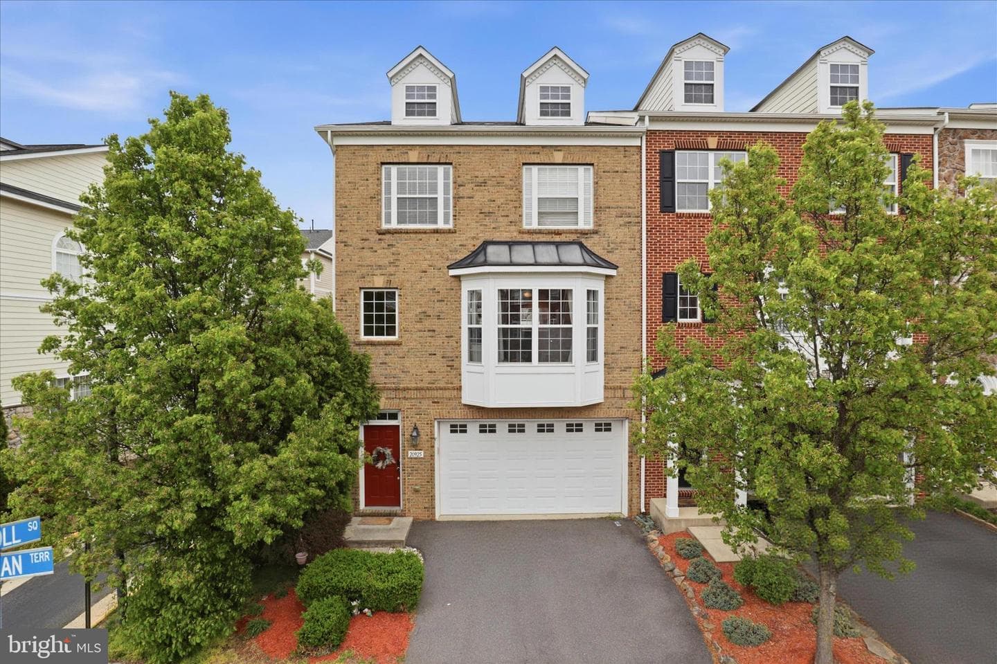 20925 Houseman Terrace photo 4