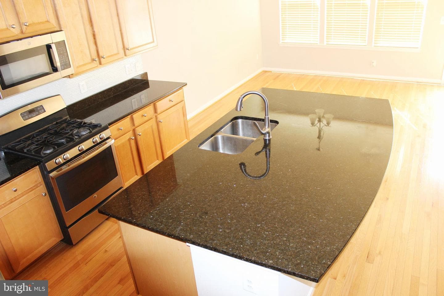 44035 Peirosa Terrace photo 8