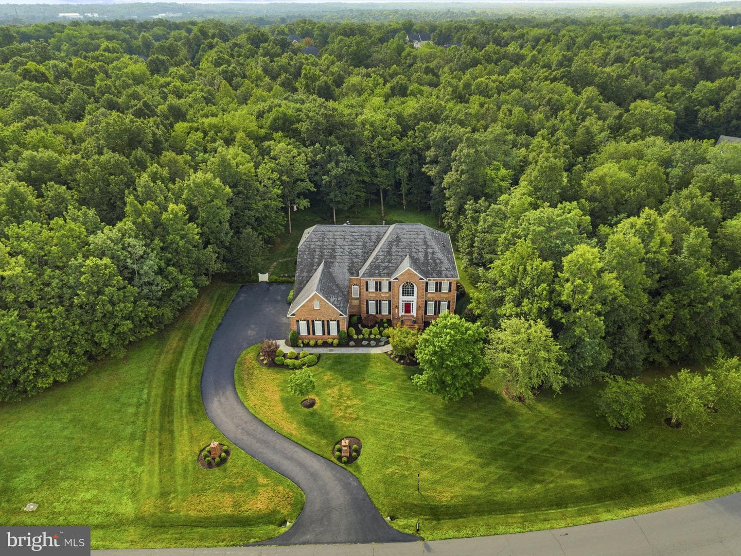 42537 Iron Bit Place, Chantilly