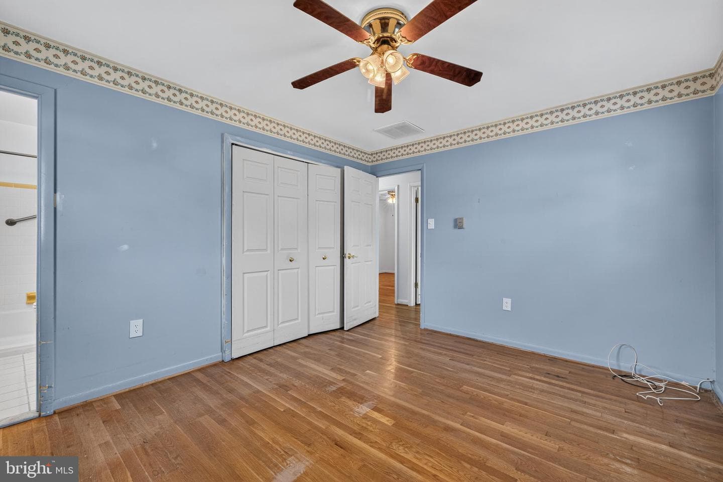 19 Hamilton Terrace Drive photo 26
