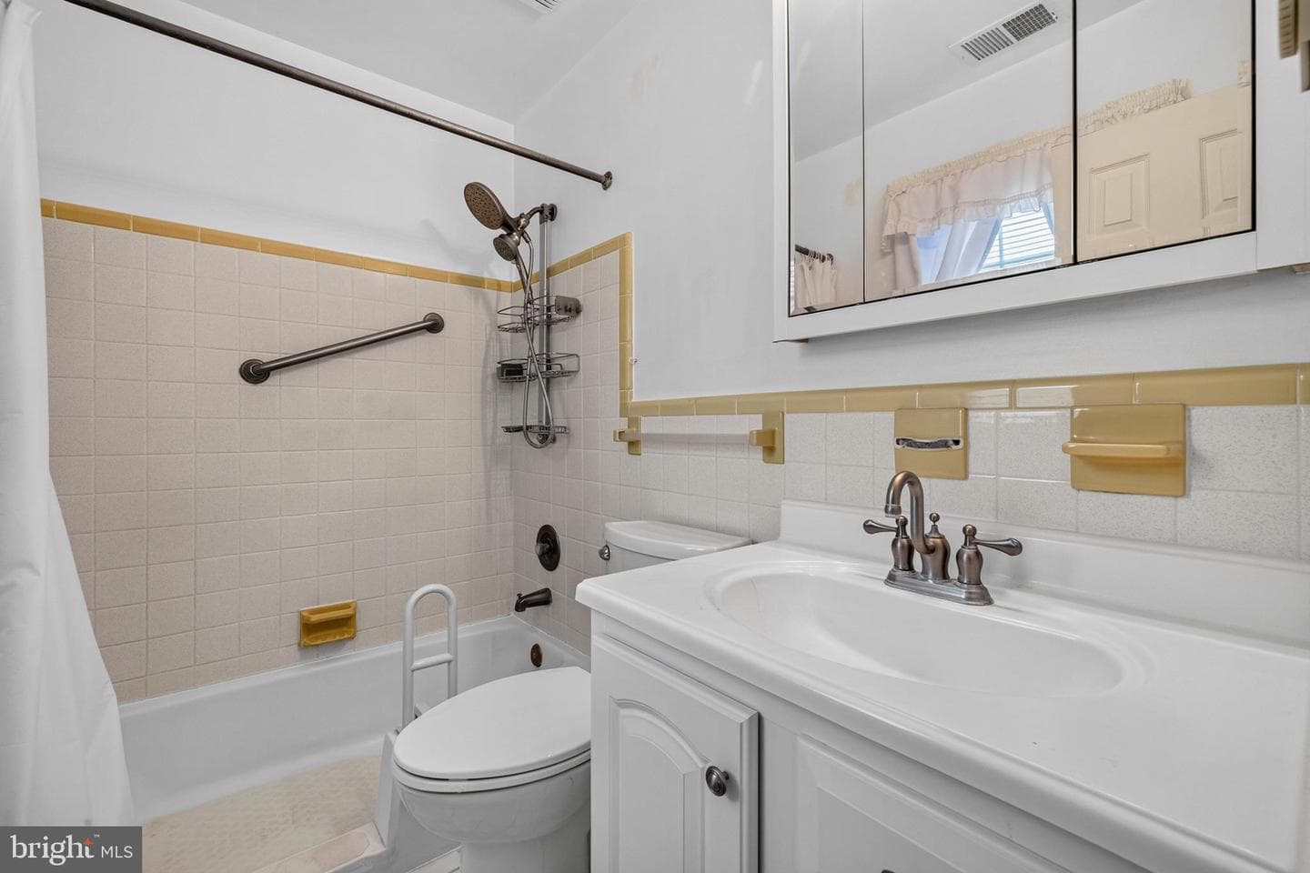 19 Hamilton Terrace Drive photo 27