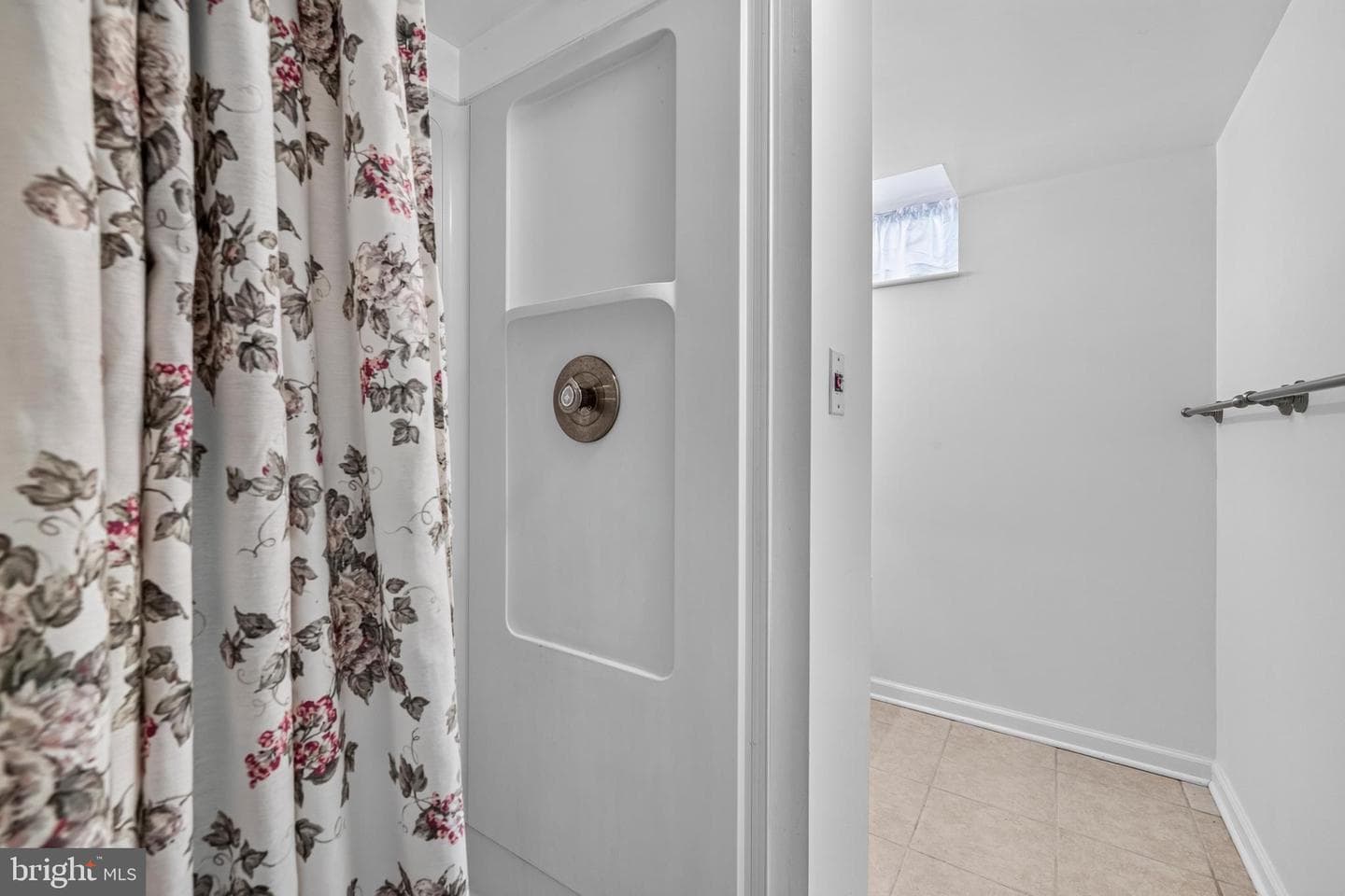 19 Hamilton Terrace Drive photo 36