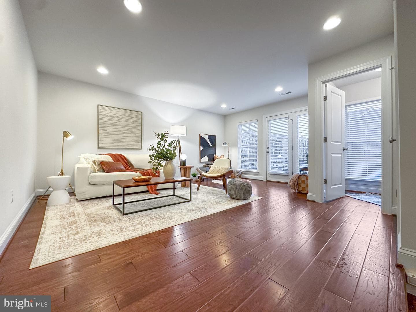23448 Epperson Square photo 9