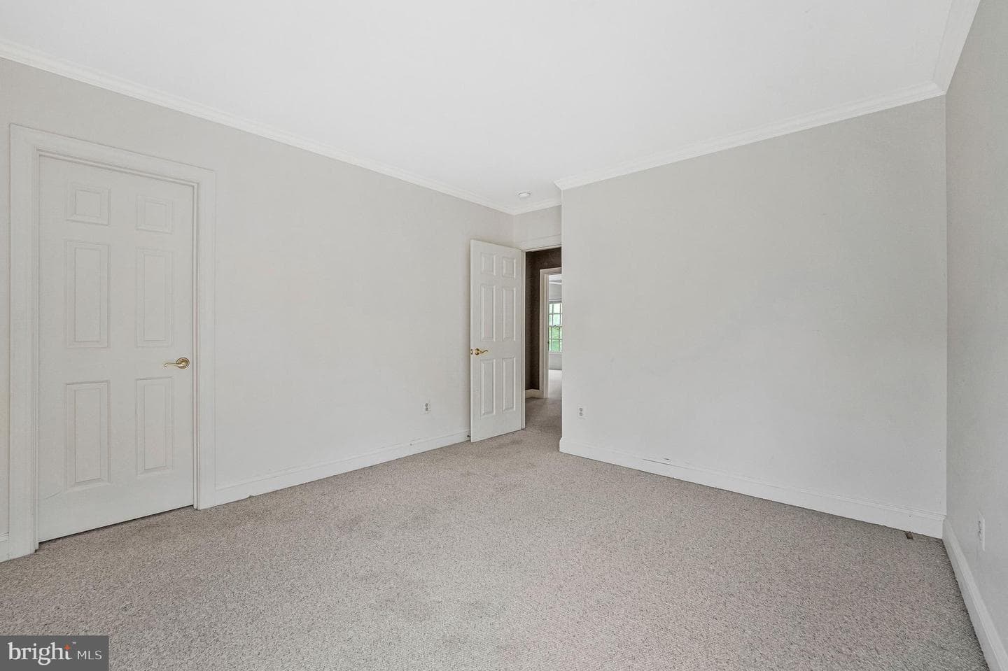 10 Memorial Drive NW photo 33