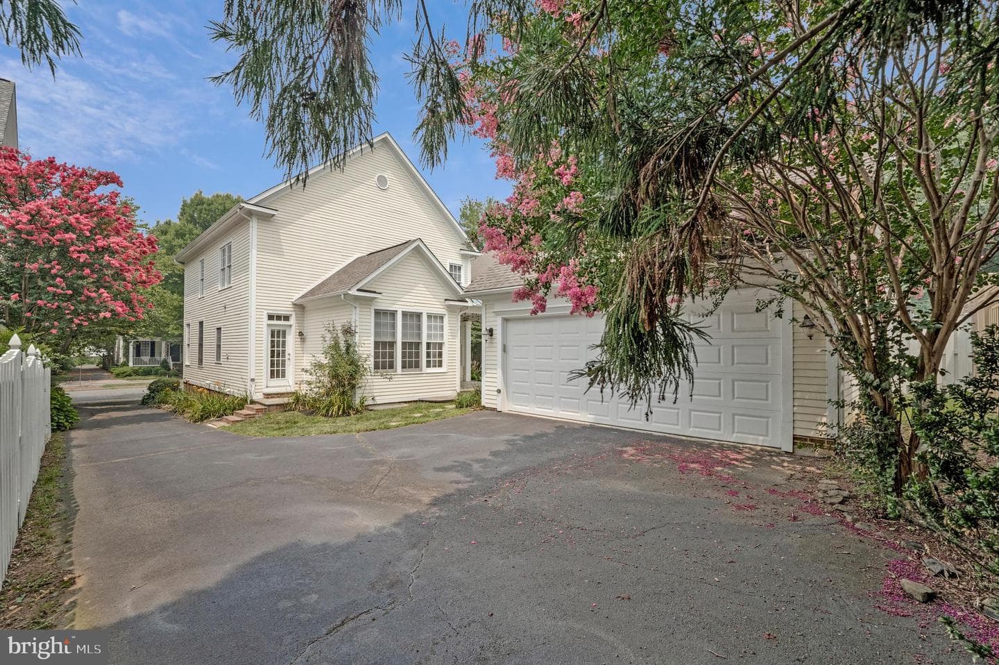 10 Memorial Drive NW photo 40
