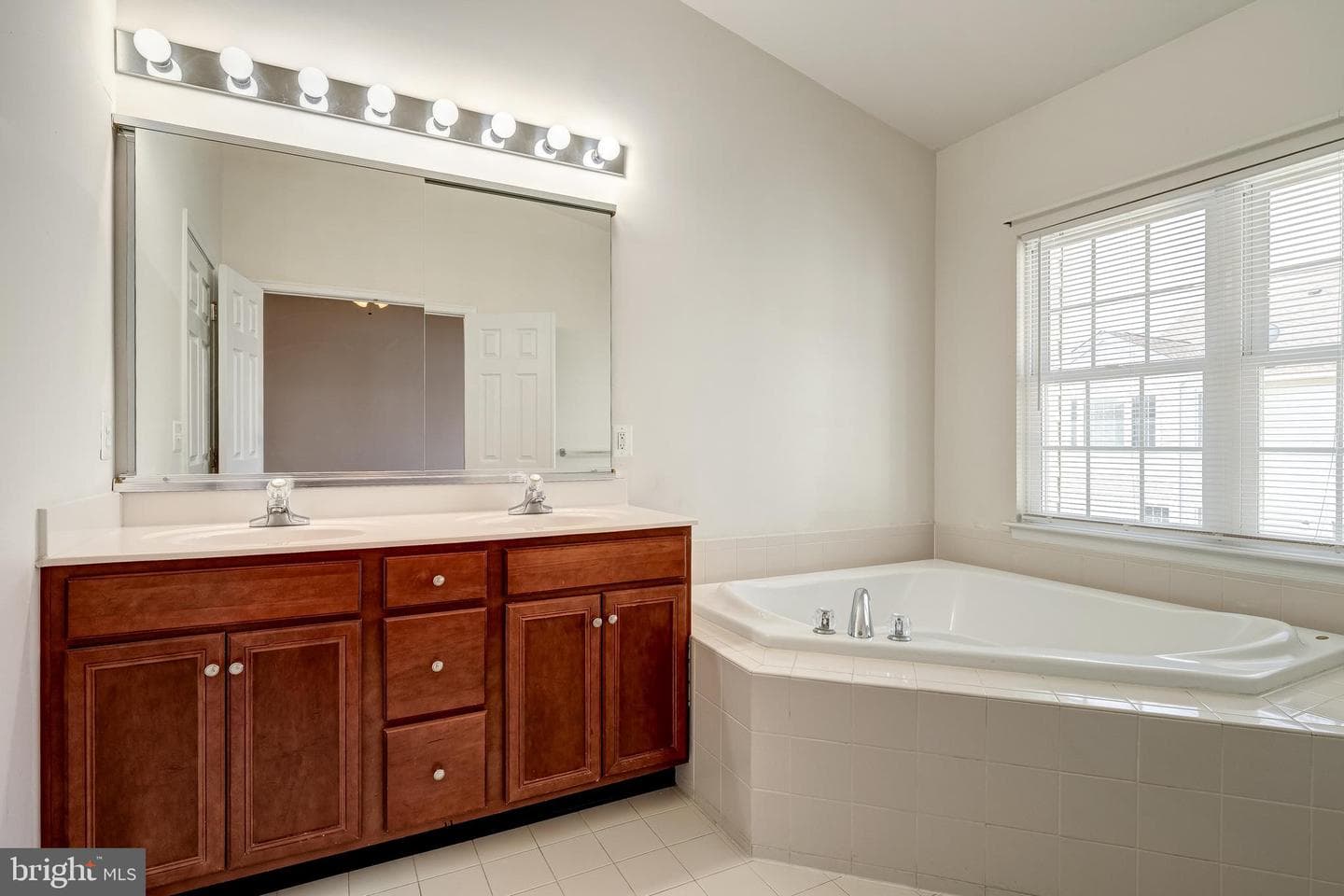25332 Whippoorwill Terrace photo 35