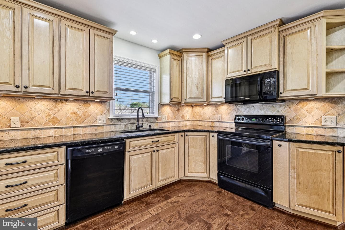 9255 Garnet Court photo 10