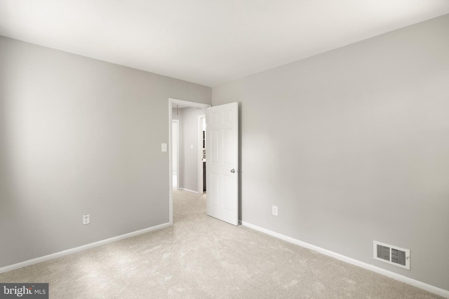 8605 Kirby Street photo 31