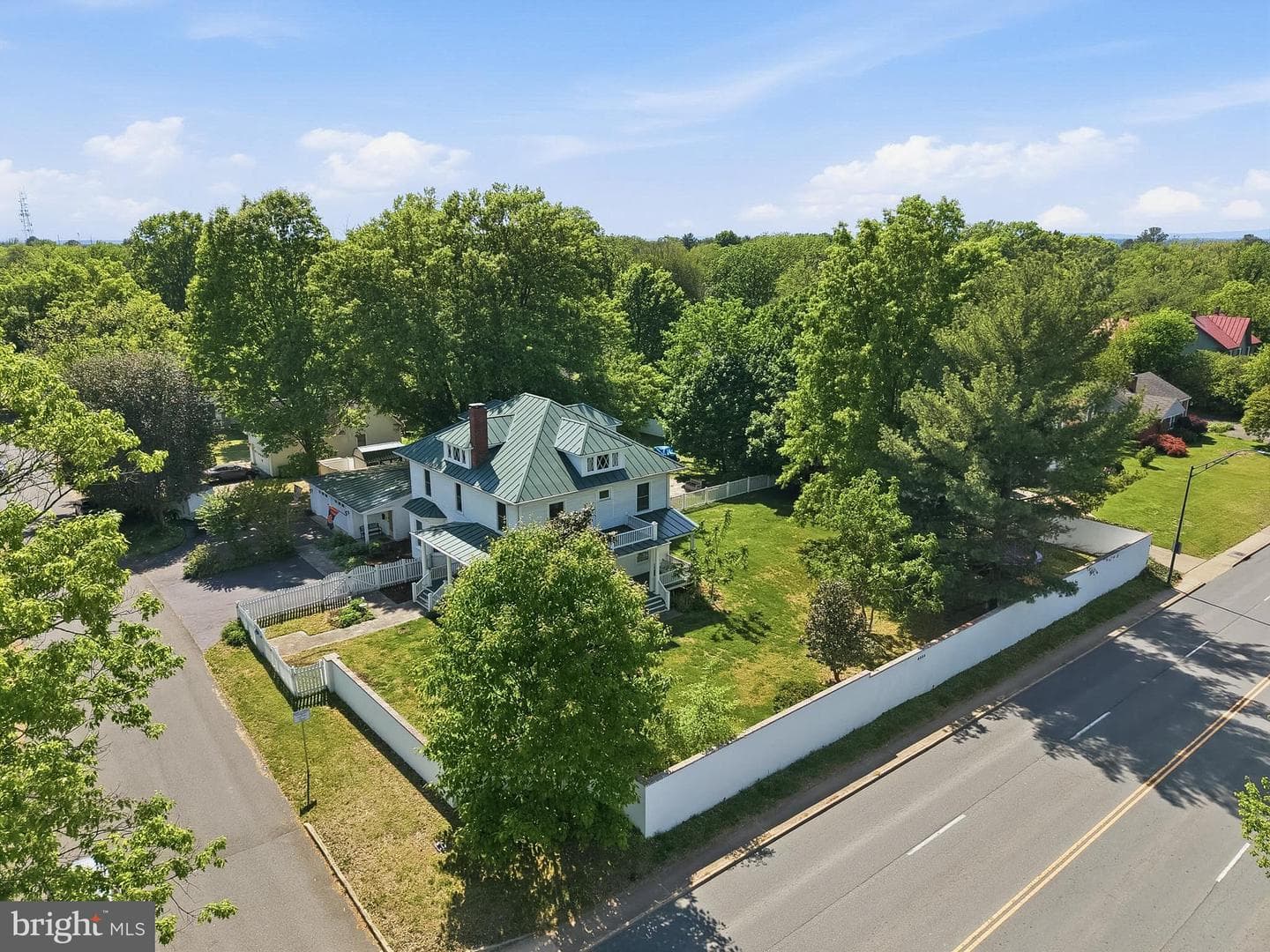 9026 Sudley Road photo 53
