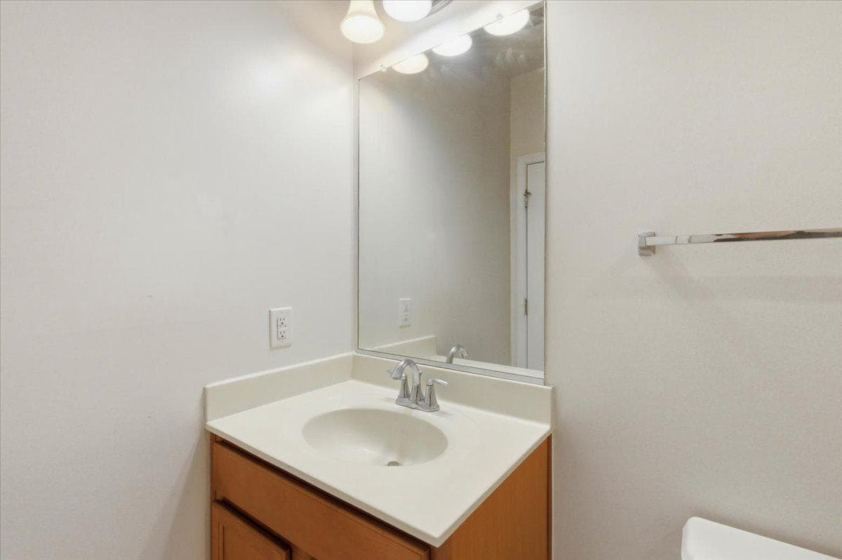 9204 Charleston Drive #207 photo 16