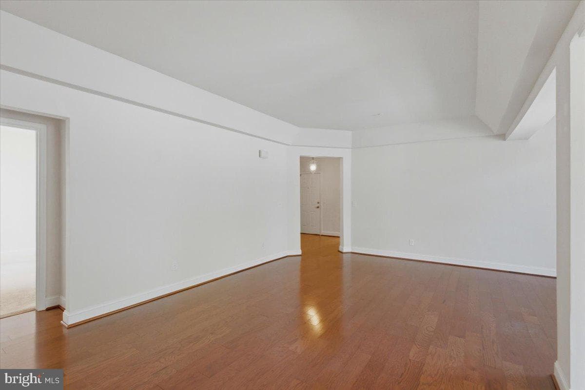 9204 Charleston Drive #207 photo 4