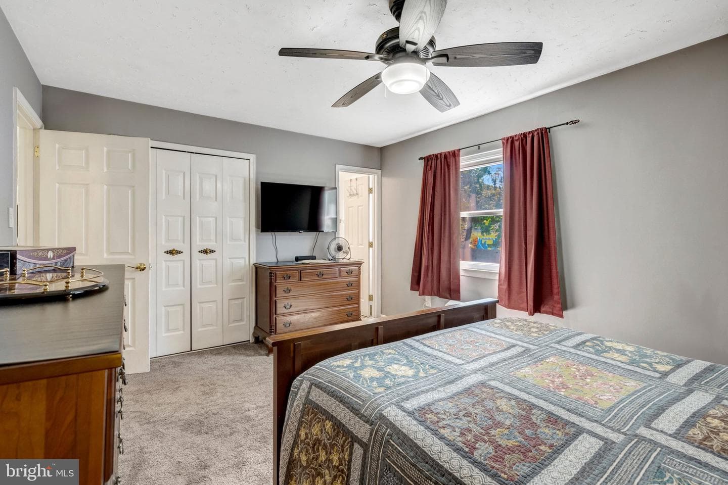 9231 Landgreen Street photo 22