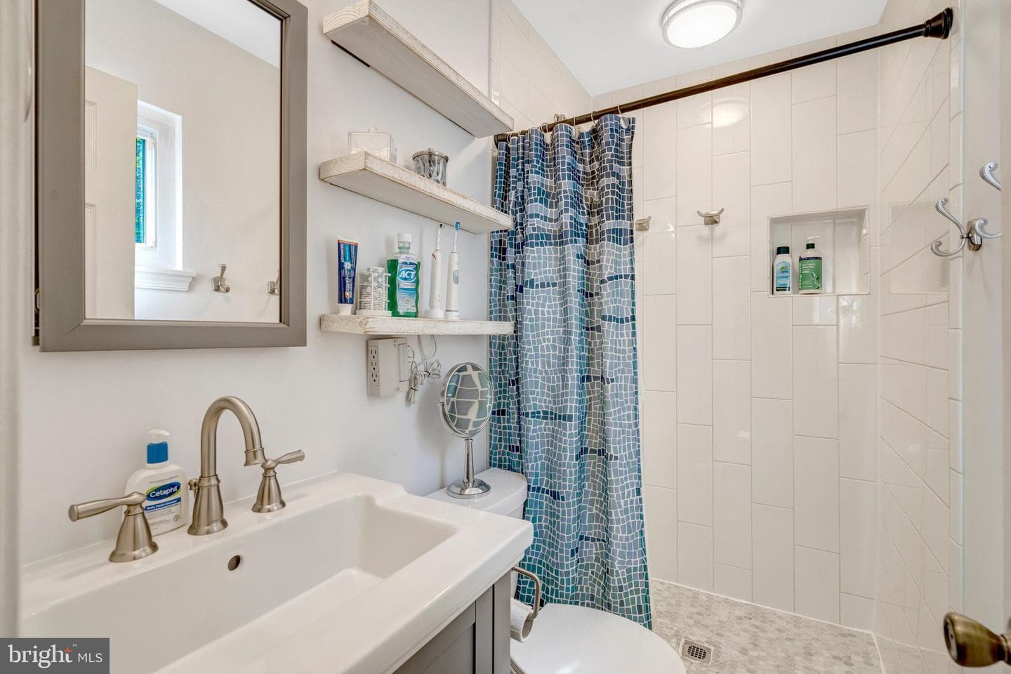 9231 Landgreen Street photo 25