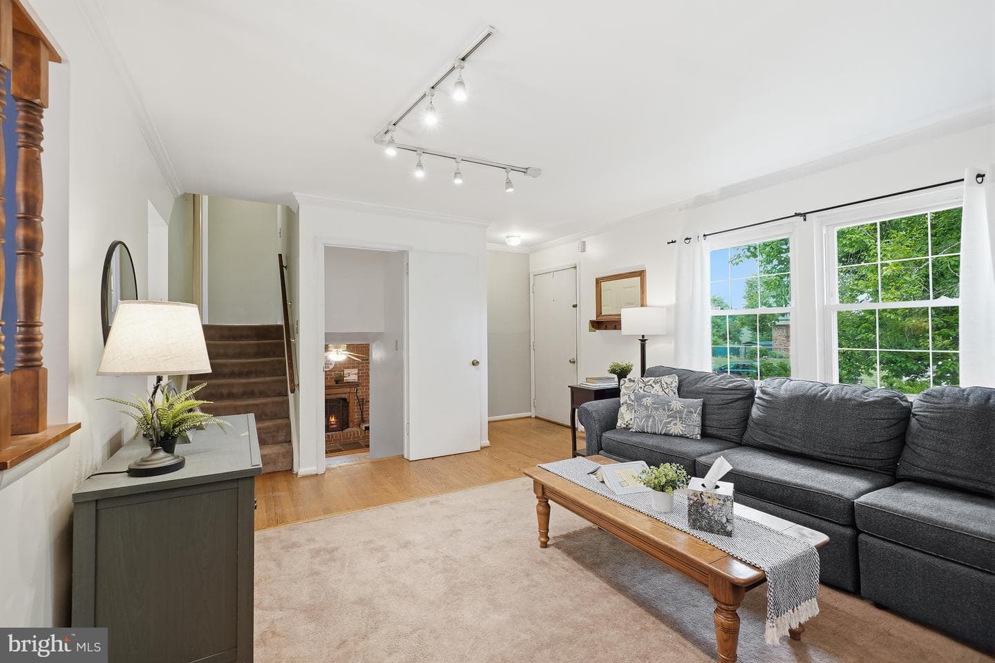 9203 Landgreen Street photo 4