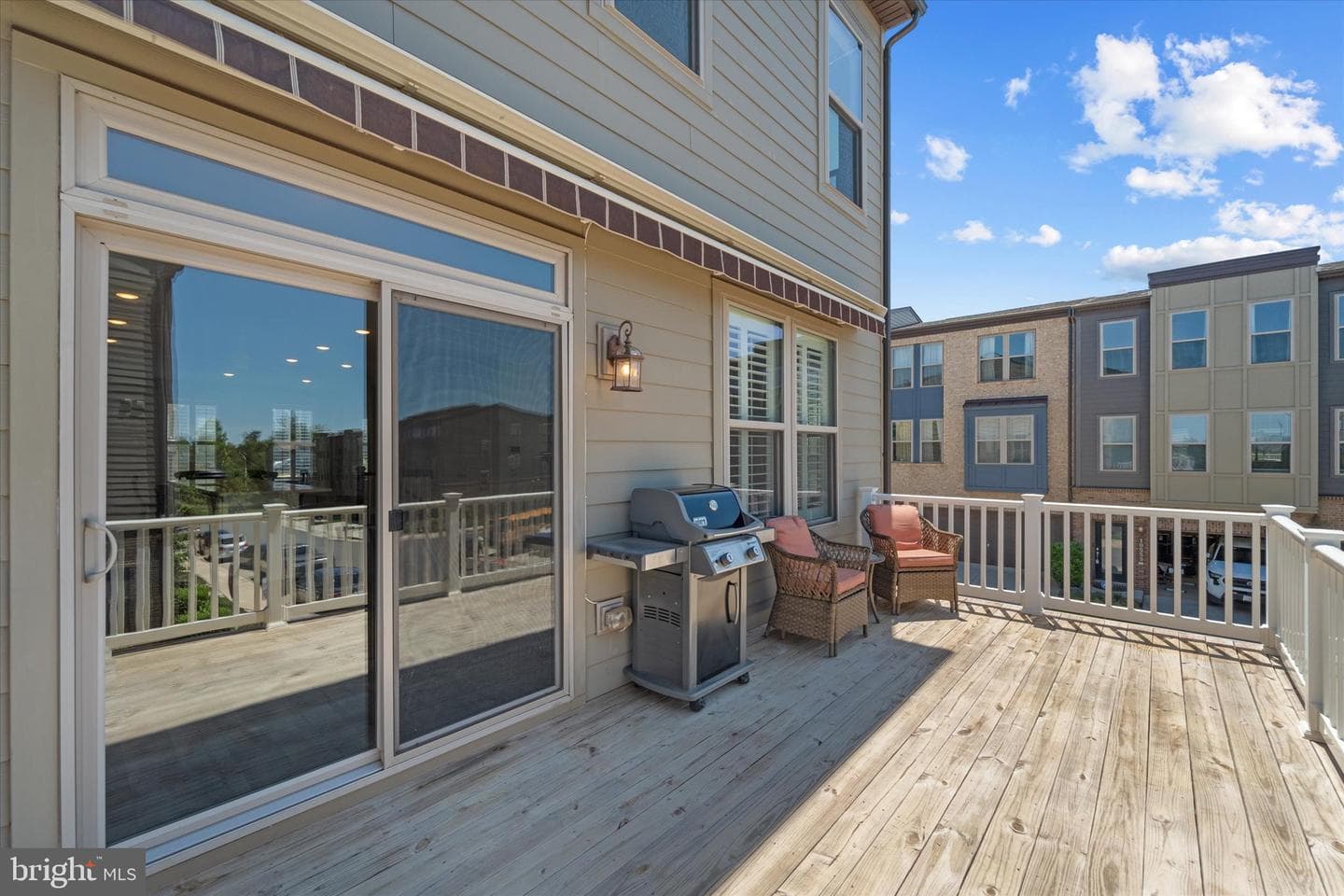 9828 Buchanan Loop photo 21