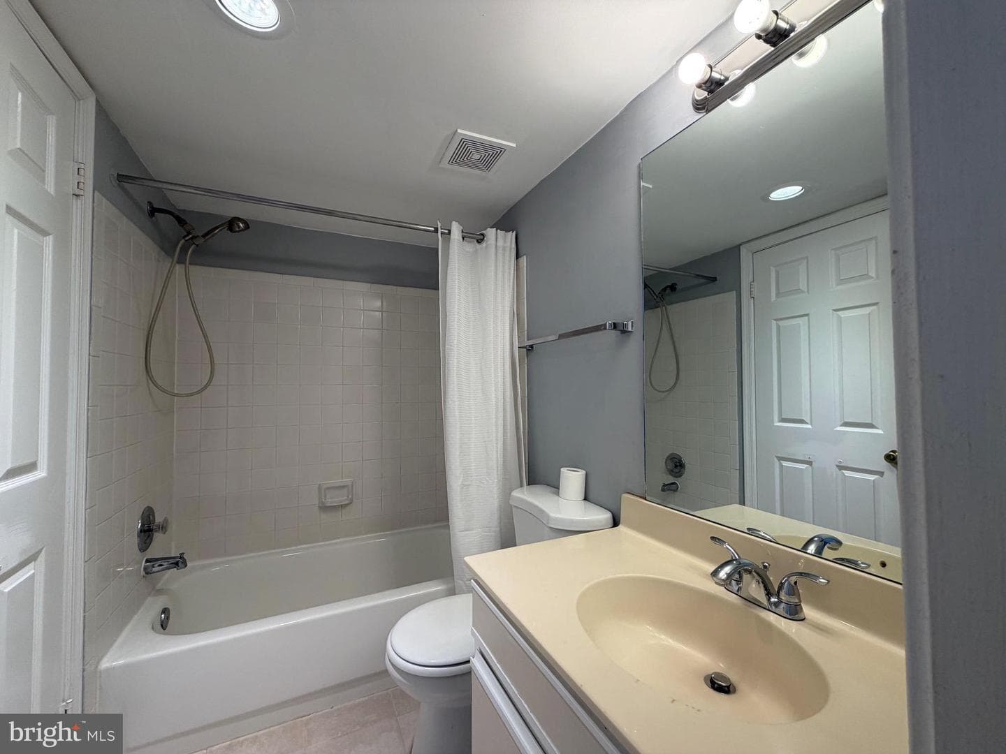 9563 Battery Heights Boulevard #204 photo 20