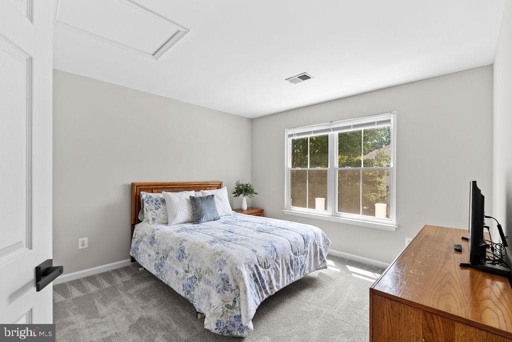9487 Bankhead Drive photo 32