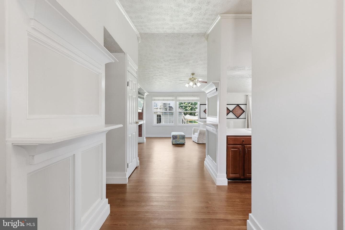 10221 Foxborough Court photo 4