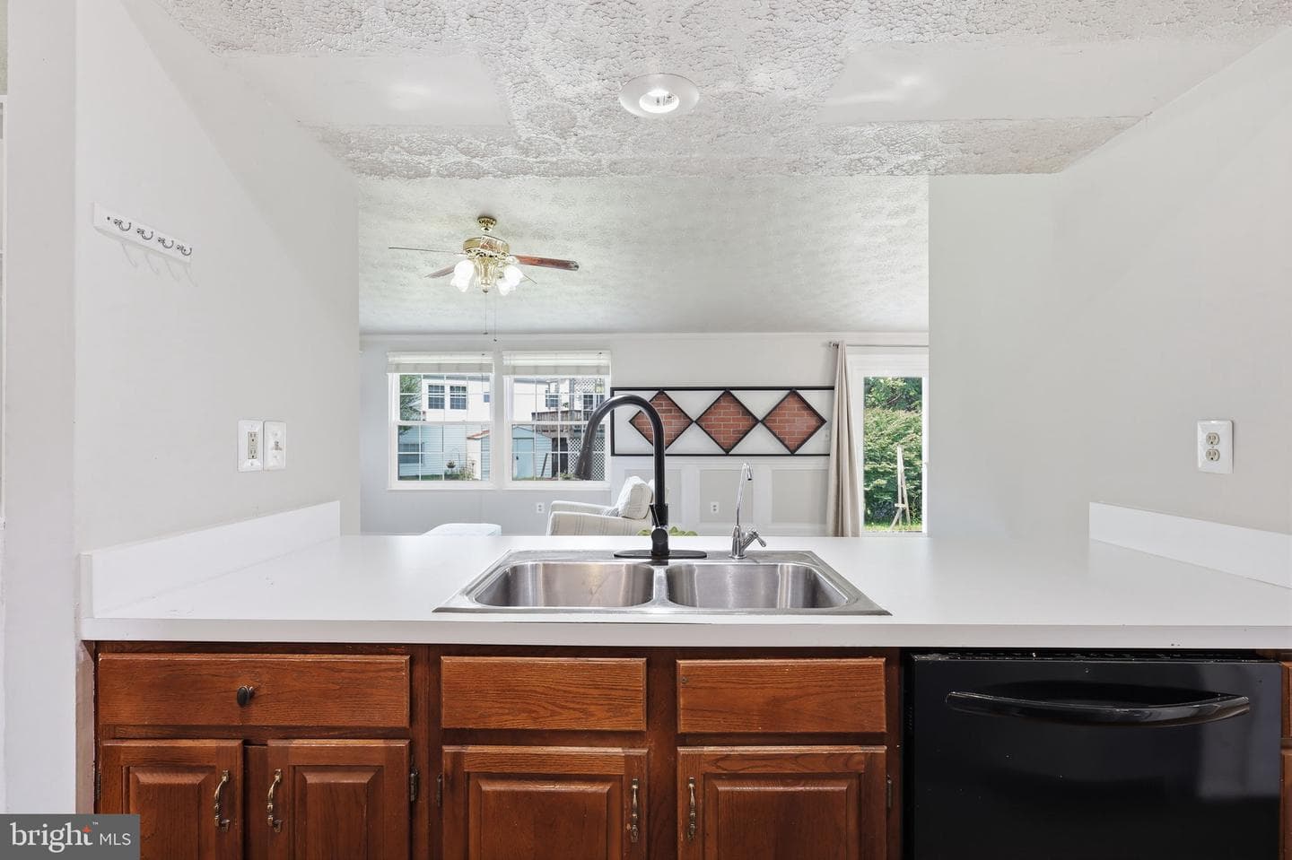 10221 Foxborough Court photo 9