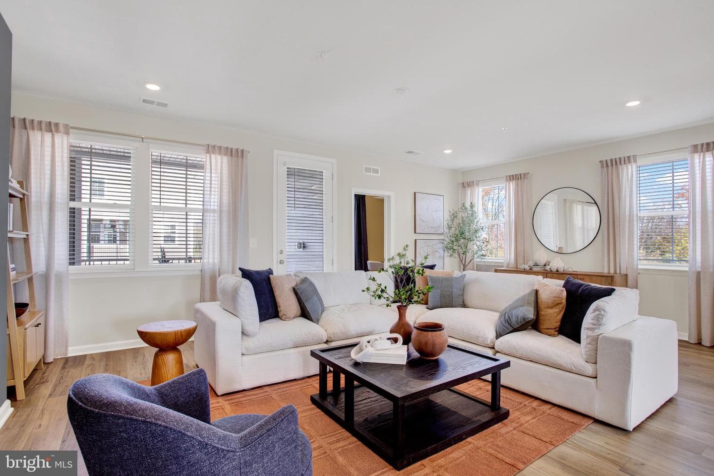 9637 Hummingbird Way photo 13