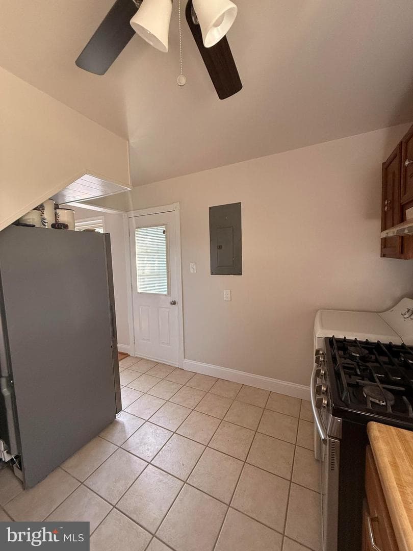 163 Scott Drive photo 34