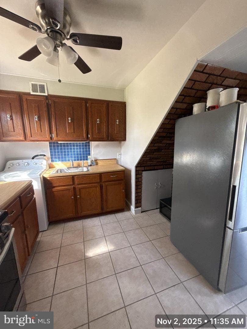 163 Scott Drive photo 9