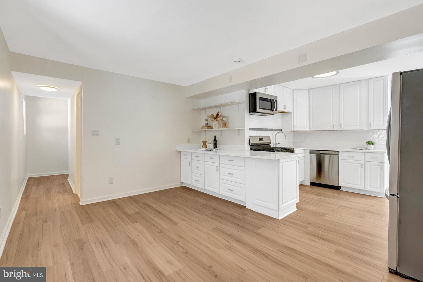 122 Scott Drive photo 17