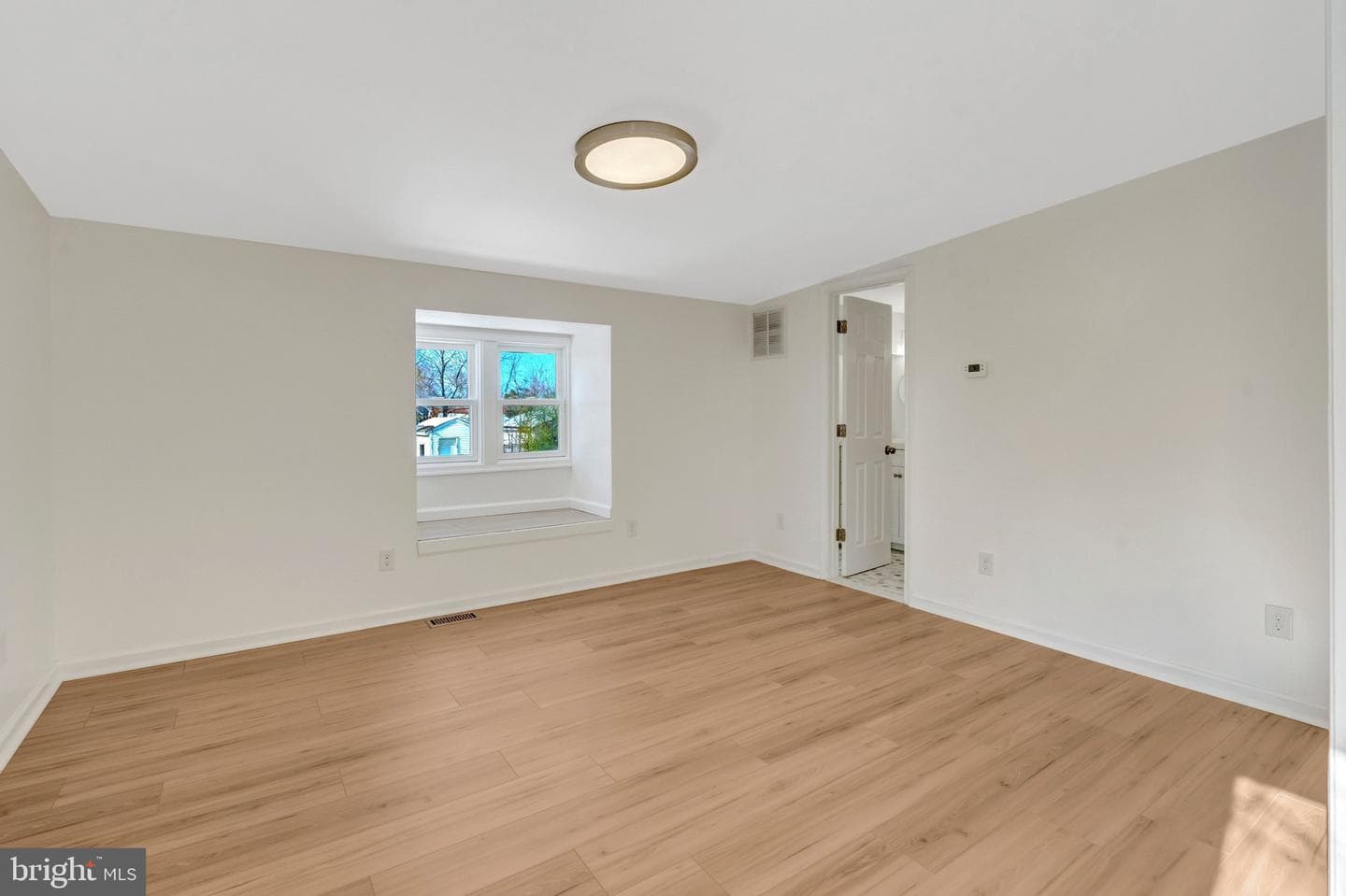122 Scott Drive photo 40