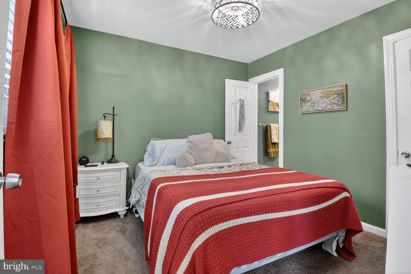 134 Evans Street photo 6