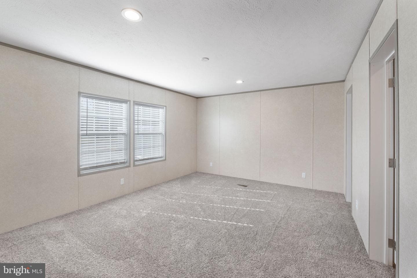 318 Union Avenue photo 25