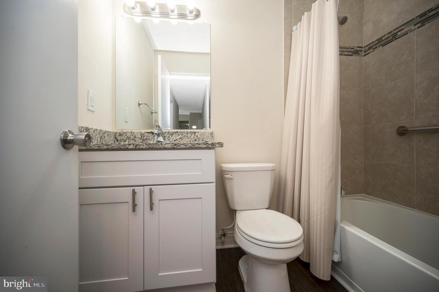 106 Cumberland Circle photo 21