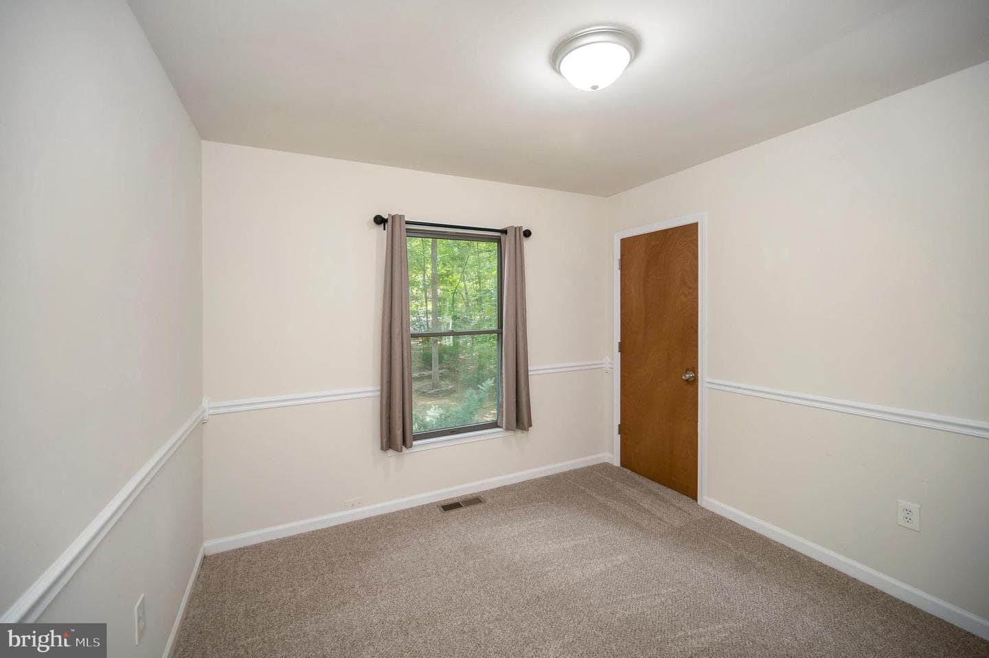 106 Cumberland Circle photo 22