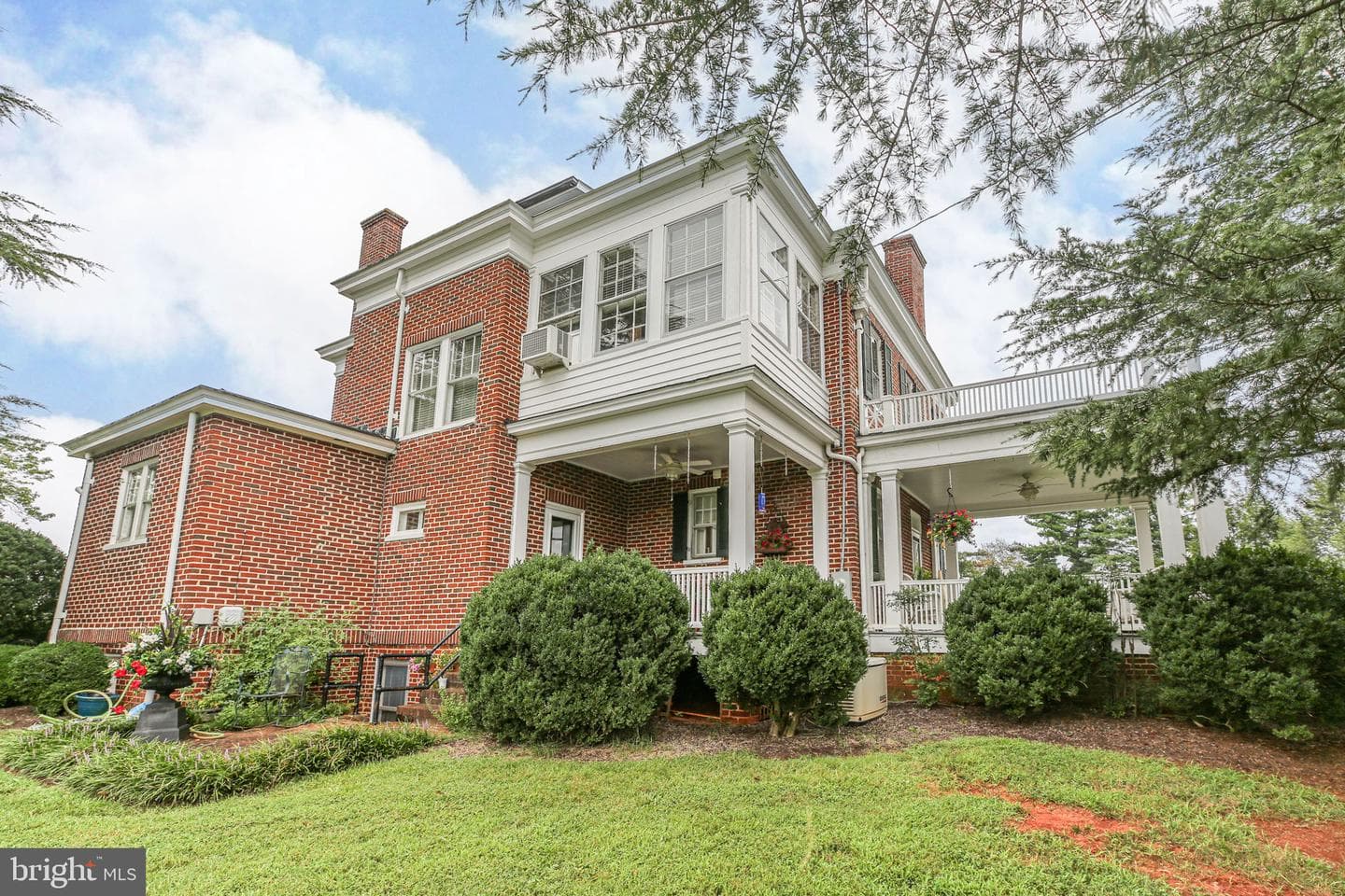590 N Madison Road photo 11